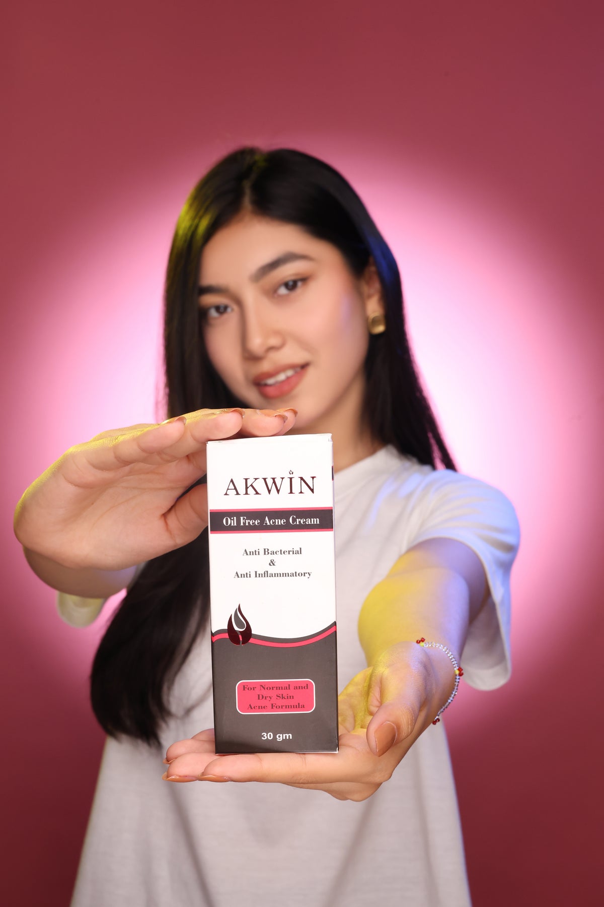 Akwin AKWIN Oil Free Acne Cream Seamless Care, Every touch – Nueve